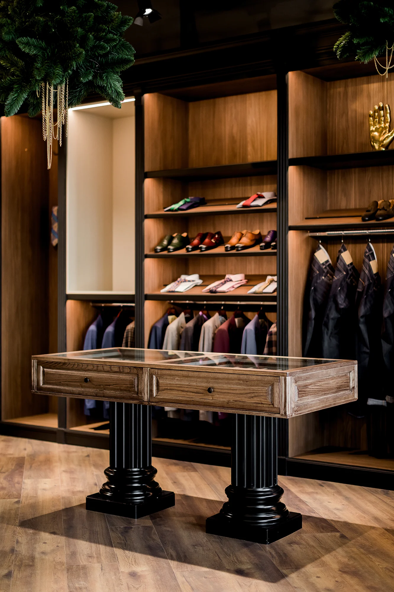 Ganza Showroom interior, view 12